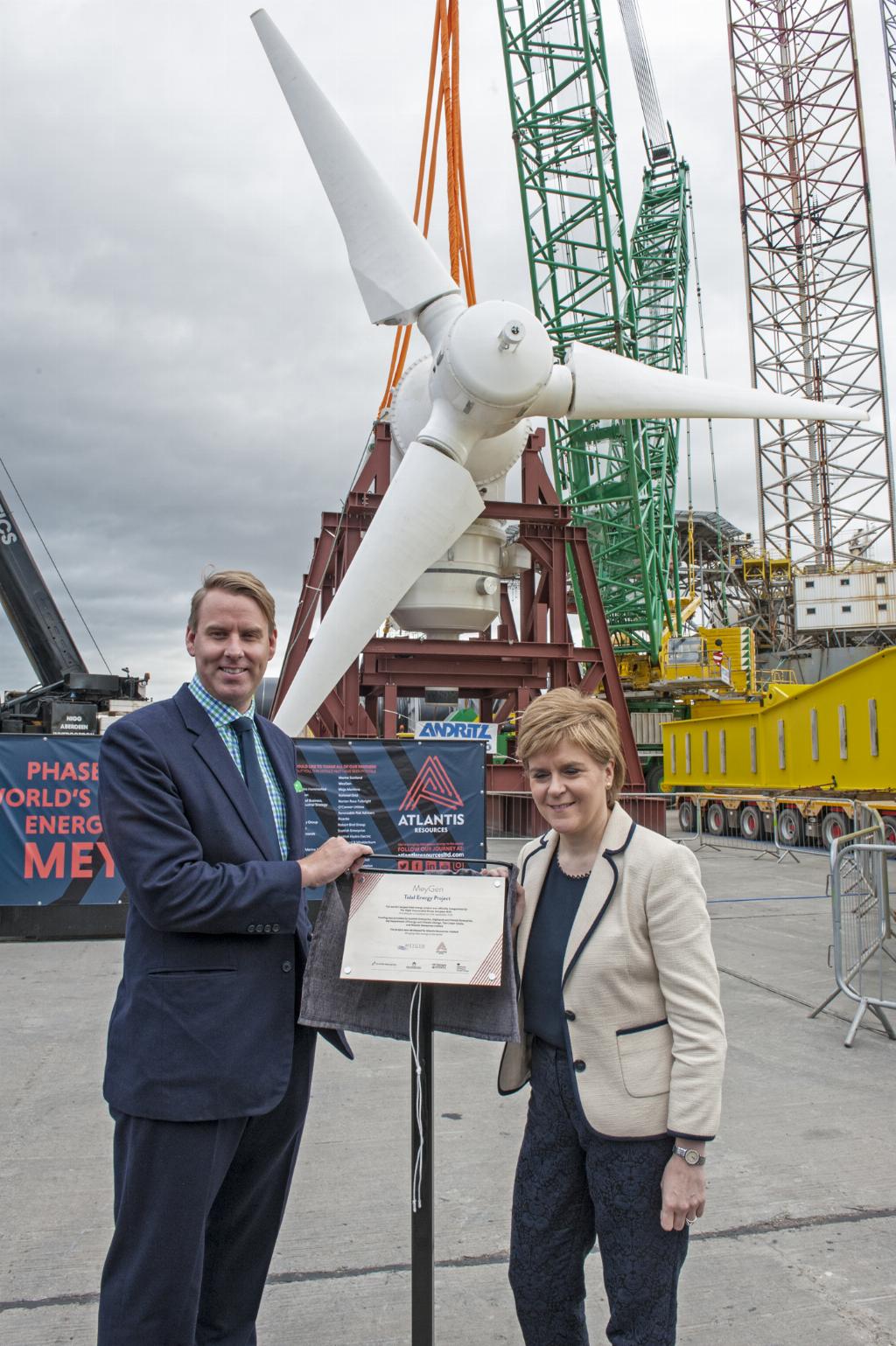  The first 1.5MW turbine was delivered to the Nigg Energy Park on September 11th in a ceremony attended by First Minister, Nicola Sturgeon